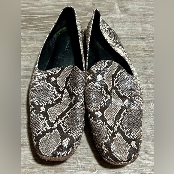 Vince Python Leather Flats Size 8 - Picture 5 of 11